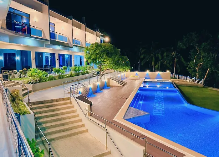 Resort De Cairos Mountain And Ocean View